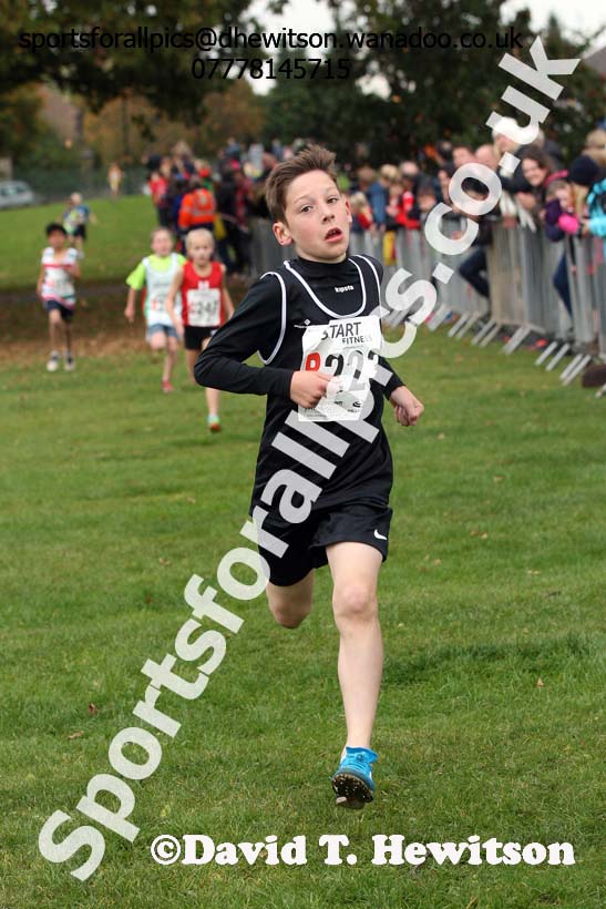 Boys under-11s Northern Cross Country Relays, Graves Park, Sheffield. Photo: David T. Hewitson/Sports for All Pics